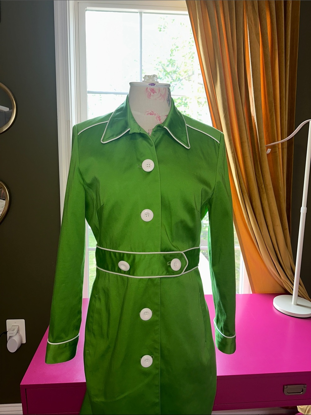 Larry Levine Bright Green Trench Coat with White Piping - Picture 2 of 6
